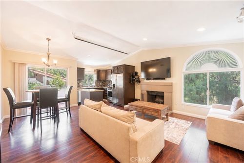g-23201 Sherman Way, West Hills, CA, 91307-1437 | Card Image
