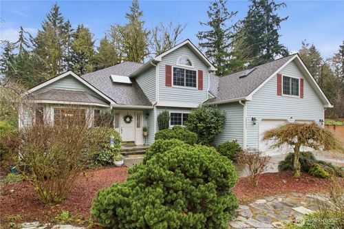 28203 193rd Ave Se, Kent, WA, 98042-8585 | Card Image