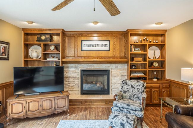7508 Hickory Ln, Home with 5 bedrooms, 4 bathrooms and null parking in Urbandale IA | Image 11