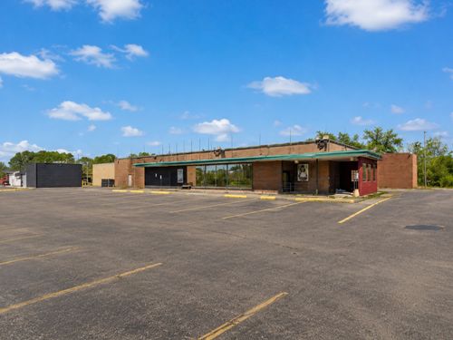 323 Central Ave, Lake Station, IN, 46405-1446 | Card Image