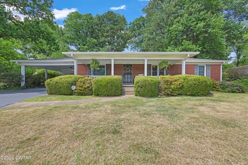 75 Beechwood Dr, Jackson, TN, 38301-3822 | Card Image