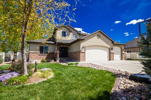 2917 S 450 E, Vernal, UT, 84078-8856 | Card Image