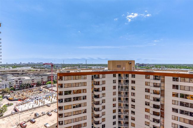 UNIT-1702 - 3505 Sage Rd, Condo with 2 bedrooms, 2 bathrooms and 1 parking in Houston TX | Image 28