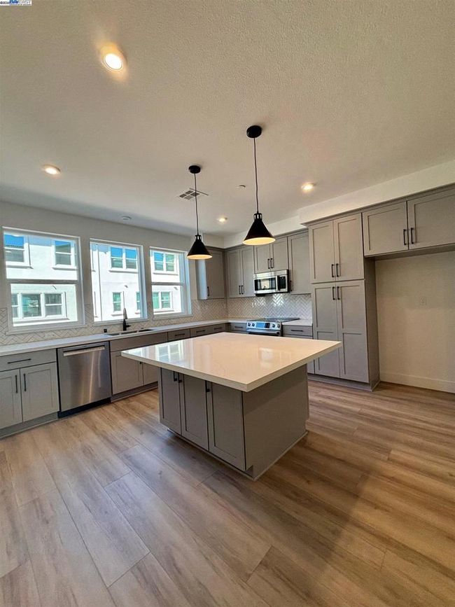 Photo is of actual home for sale. | Image 4