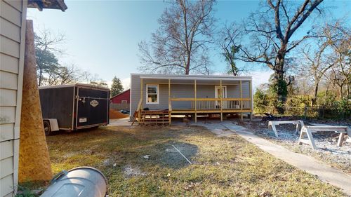 9325 Grady St, Houston, TX, 77016-4203 | Card Image