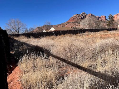 760 N Hildale St, Hildale, UT, 84784-7767 | Card Image