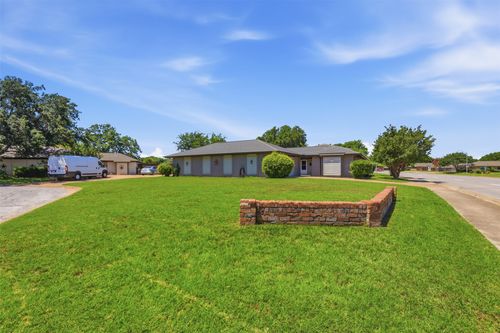 4351 Altamesa Blvd, Fort Worth, TX, 76133-5305 | Card Image