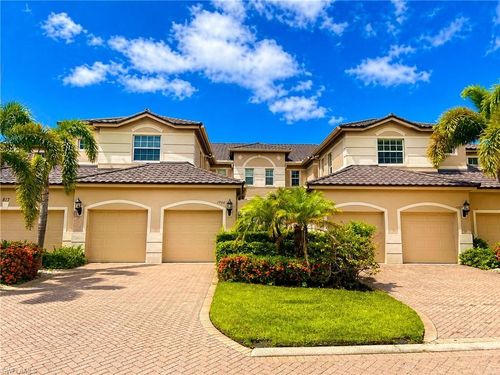 3901-817 Regency Reserve Cir, NAPLES, FL, 34119-2338 | Card Image