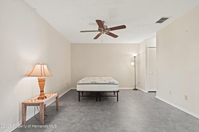 7429 Heather Walk Dr, Townhouse with 2 bedrooms, 2 bathrooms and null parking in WEEKI WACHEE FL | Image 14