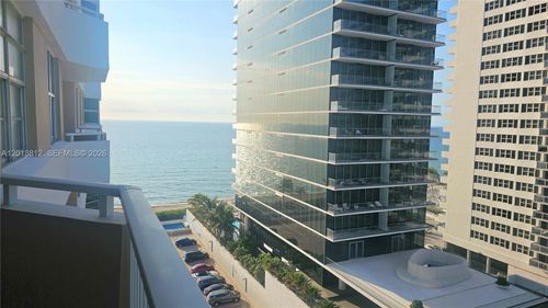 10a-1980 S Ocean Dr, Hallandale Beach, FL, 33009-7905 | Card Image