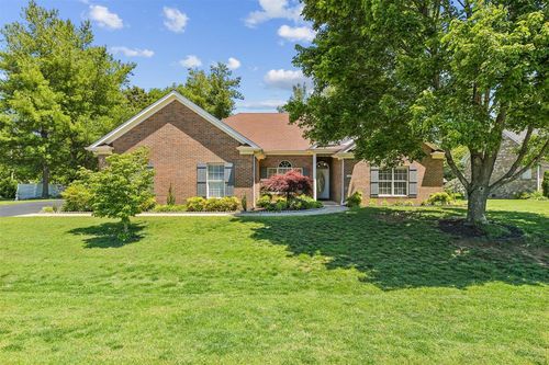 137 Huntsman Cir, Bowling Green, KY, 42103-7064 | Card Image
