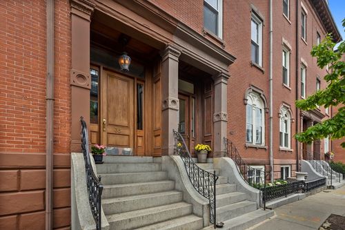 1-35 High St, Boston, MA, 02129-3327 | Card Image