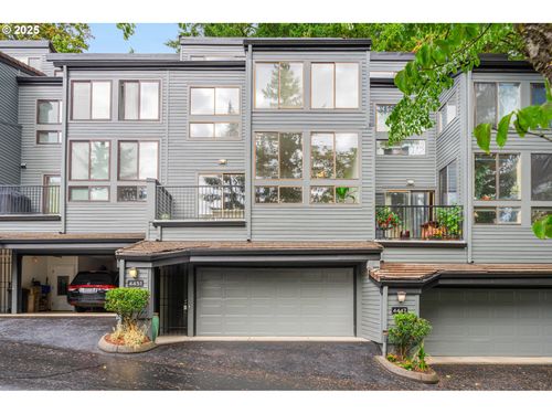 4451 Golden Ln, Lake Oswego, OR, 97035-1856 | Card Image