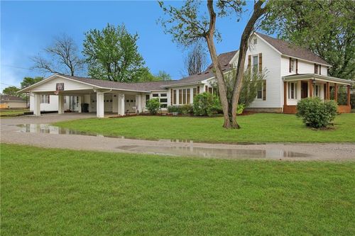 1509 5th St, Oswego, KS, 67356-2614 | Card Image