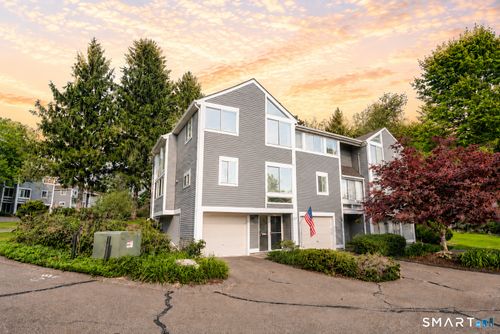 37-37 Old Mill Ct, Simsbury, CT, 06070-1952 | Card Image