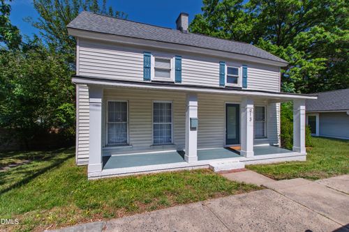 913 Washington St, Durham, NC, 27701-1827 | Card Image