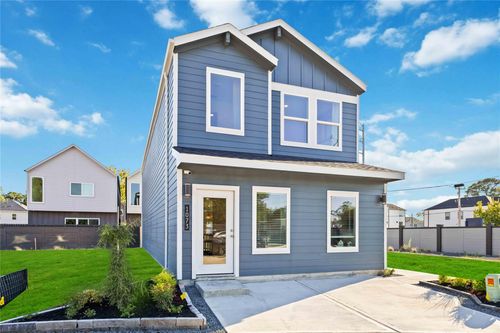 1060 Wheatley St, Houston, TX, 77091 | Card Image