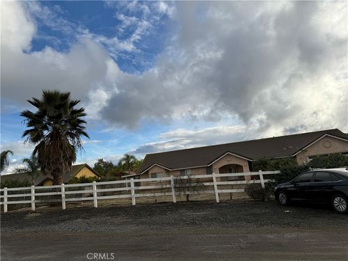 19095 Glenwood Ave, Riverside, CA, 92508-9765 | Card Image