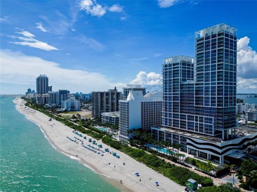 202-6899 Collins Ave, Miami Beach, FL, 33141-7400 | Card Image