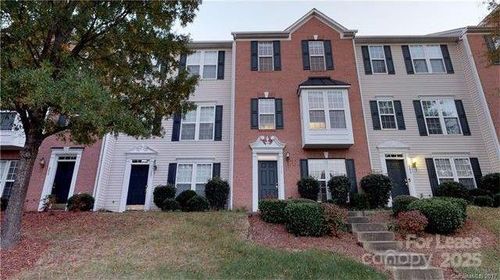 961 Tiger Ln, Charlotte, NC, 28262-1127 | Card Image