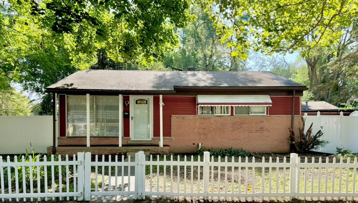Eugene St, Ypsilanti, MI 48198