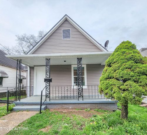 1617 Worth St, Knoxville, TN, 37917-5570 | Card Image