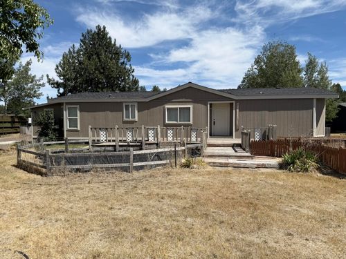 19218 Shoshone Rd, Bend, OR, 97702-7941 | Card Image
