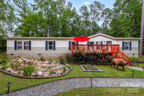 11580 Wilson Blvd, Ridgeway, SC, 29130-9403 | Card Image