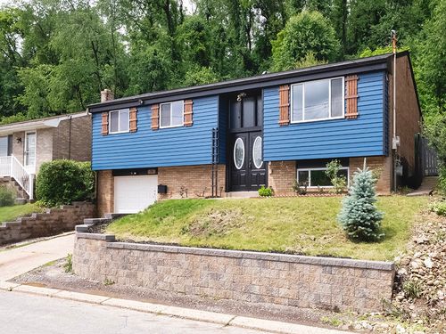 79 Lilmont Dr, Swissvale, PA, 15218-2228 | Card Image