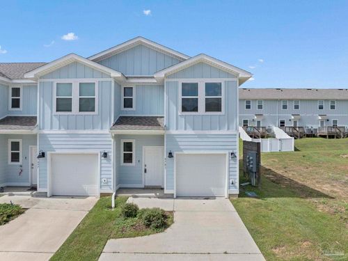 9701 Nature Creek Blvd, Pensacola, FL, 32526-4574 | Card Image