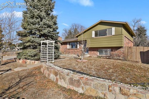 1014 Sable Blvd, Aurora, CO, 80011-6814 | Card Image