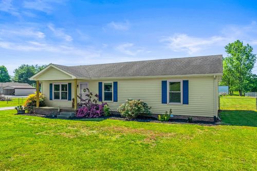 3922 Armstrong Rd, Springfield, TN, 37172-7355 | Card Image