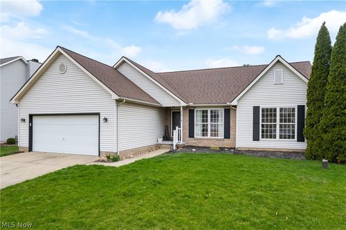 2187 Old Elm St Ne, Canton, OH, 44721-1798 | Card Image