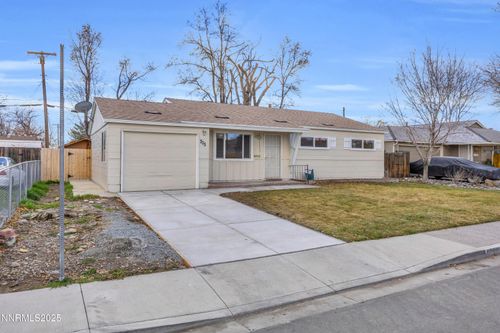 705 York Way, Sparks, NV, 89431-2261 | Card Image