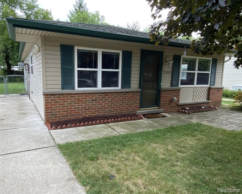Long St, Livonia, MI 48152