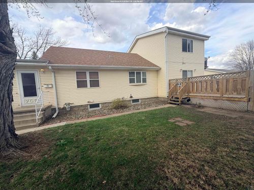 706 S Westcott St, Sioux City, IA, 51106-1064 | Card Image