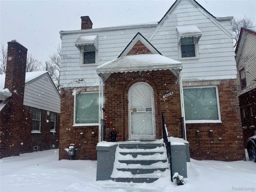 16574 Ward St, Detroit, MI, 48235-4233 | Card Image