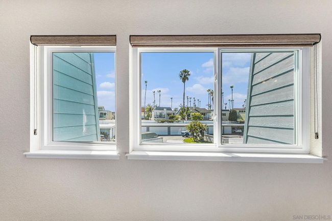 64 Montego Ct, Condo with 2 bedrooms, 3 bathrooms and 2 parking in Coronado CA | Image 14