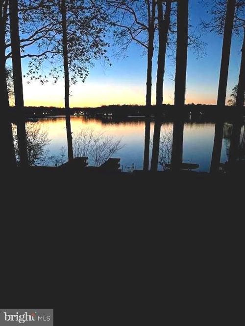 221 Wakefield Dr, LOCUST GROVE, VA, 22508-5124 | Card Image