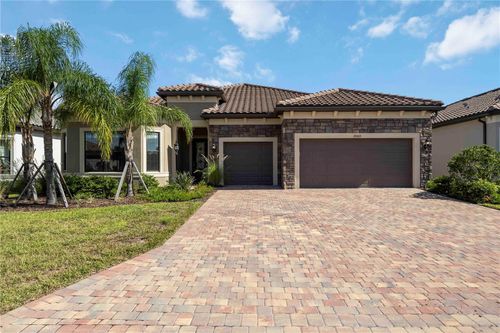 18009 Northwood Pl, BRADENTON, FL, 34202-3241 | Card Image