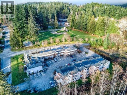 201-5680 Ortona Ave, Powell River, BC, V8A5S5 | Card Image