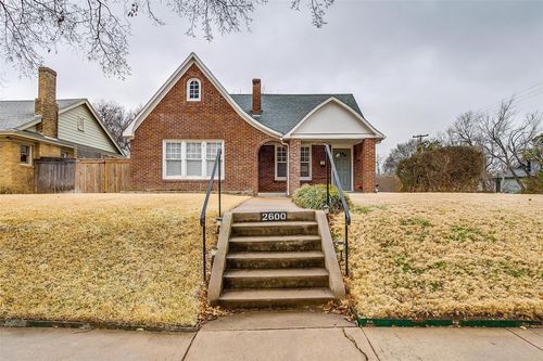 102-2600 S Adams St, Fort Worth, TX, 76110-3147 | Card Image
