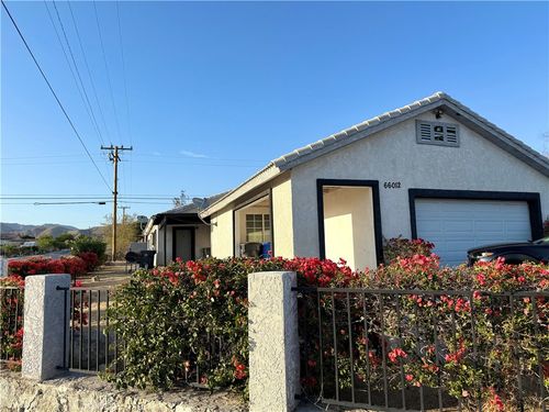 66012 5th St, Desert Hot Springs, CA, 92240 | Card Image