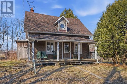 2392 N Dixon Factory Rd, Bourget, ON, K0A1E0 | Card Image