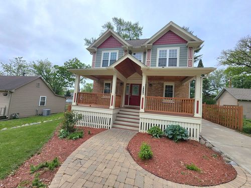 5115 East Ln, Mccullom Lake, IL, 60050-2381 | Card Image