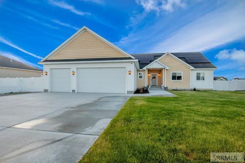 3879 E Pepperwood, Rigby, ID, 83442-5696 | Card Image