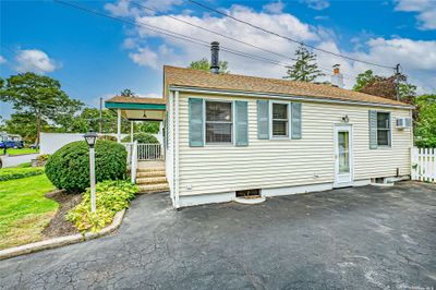 11 Oak Street, House other with 2 bedrooms, 1 bathrooms and null parking in Nesconset NY | Image 2