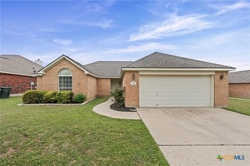 915 Neuberry Cliffe, Temple, TX, 76502-5184 | Card Image