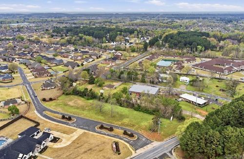 4700 Westin Park Dr, Conway, AR, 72034-7564 | Card Image