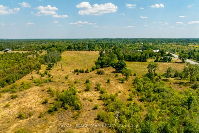 2106 Dunrobin Rd, House other with 3 bedrooms, 2 bathrooms and 8 parking in Dunrobin ON | Image 47